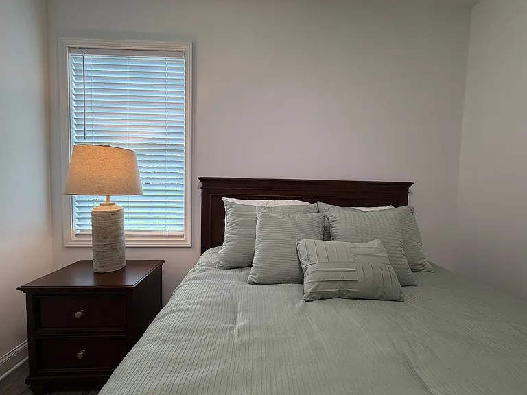 32 Dogwood St NE — Photo 33