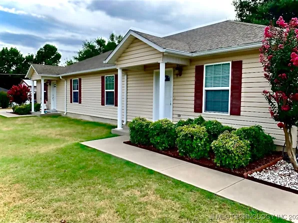 360 E Harrison Ave, McAlester, OK 74501