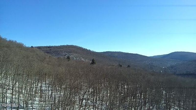 4th image of L1 Peakville Road