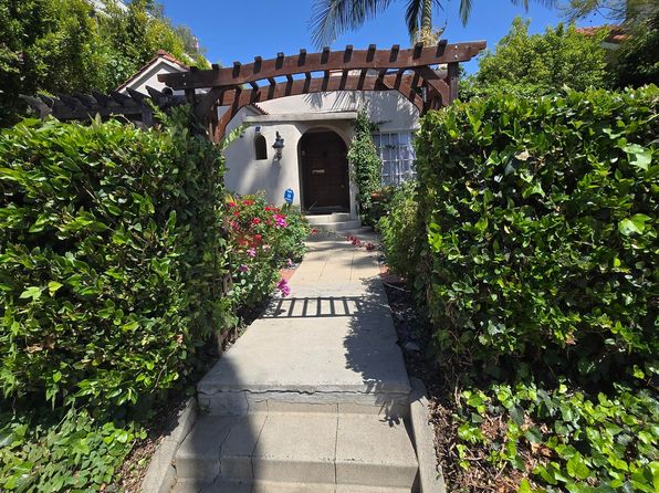 812 N June St #0