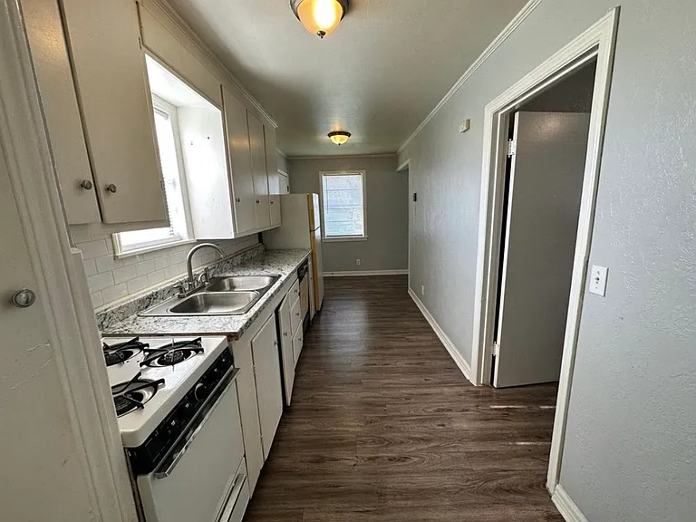 1744 Classen Blvd #1 — Photo 9