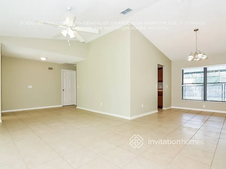 2537 Arborwood Dr — Photo 4