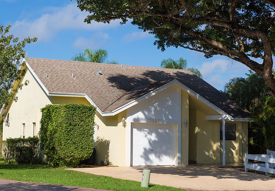 1st image of 7323 NW 39th St