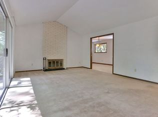 1402 SW Upland Dr, Portland, OR 97221