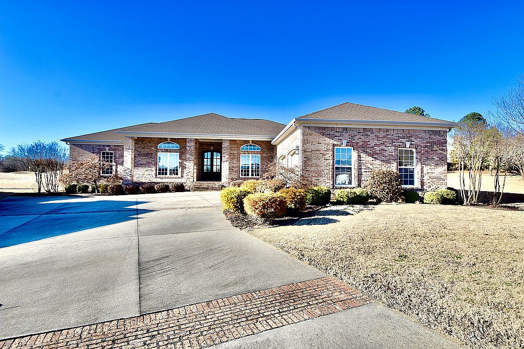 2352 Cypress Way, Muscle Shoals, AL 35661 Zillow