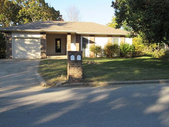 5th image of 711 E Striper Drive