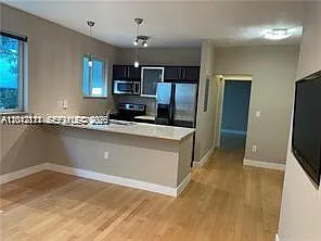7171 Bay Dr #9 — Photo 10