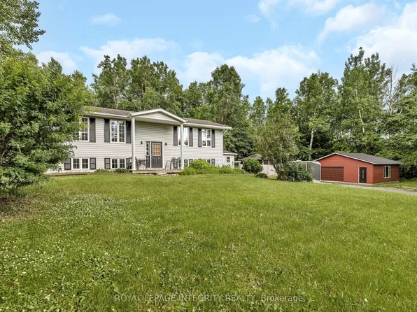 17372 Cameron Rd, South Stormont, ON K0C 2A0