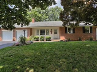 1443 Wynnewood Dr, Lancaster, PA 17601