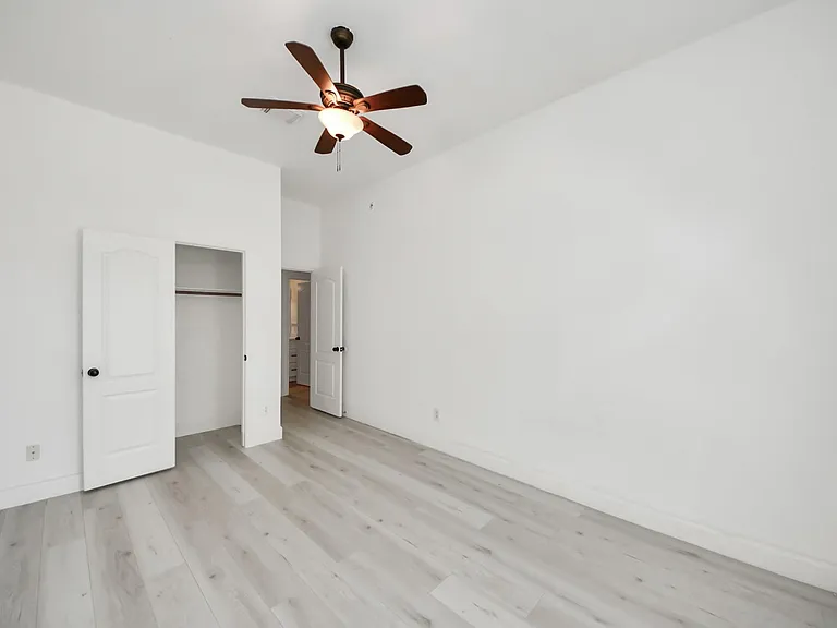 10850 White Oak Point Ct — Photo 18