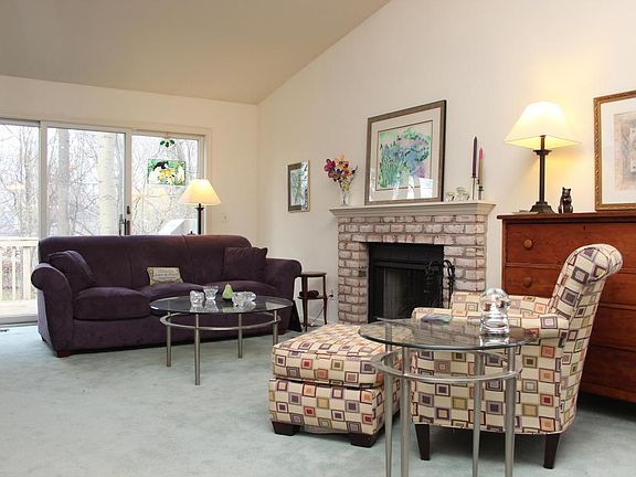 3rd image of 2151 N Cross Creek Dr SE