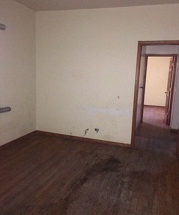 4th image of 850 N Monticello Ave