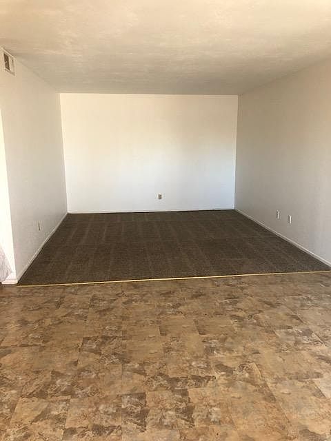 1st image of 1109 N Washington Ave #9