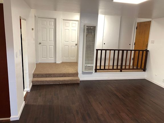 LivingRoom + Entrance