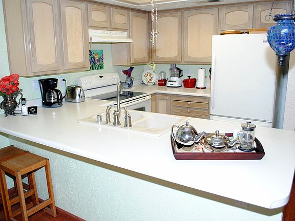 5th image of 3615 Moon St NE Unit C