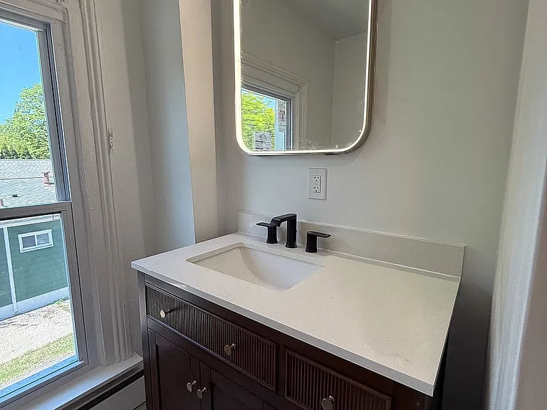 308 W Twelve Mile Rd #4D — Photo 7