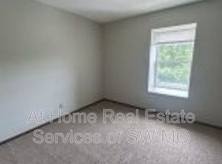 1947 S Ingram Mill Rd APT B1, Springfield, MO 65804