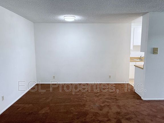 4th image of 6155 Fulton Ave APT 103