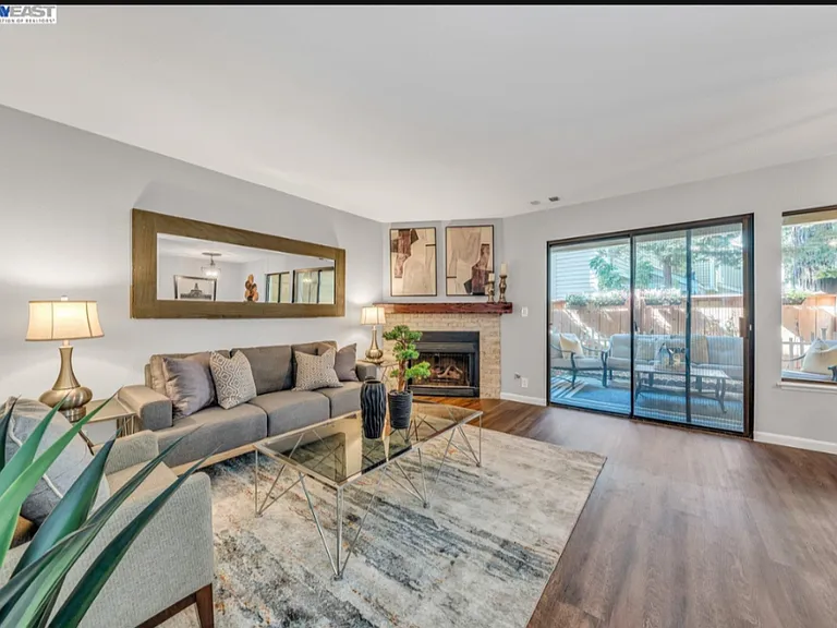 773 Center Ave — Photo 3