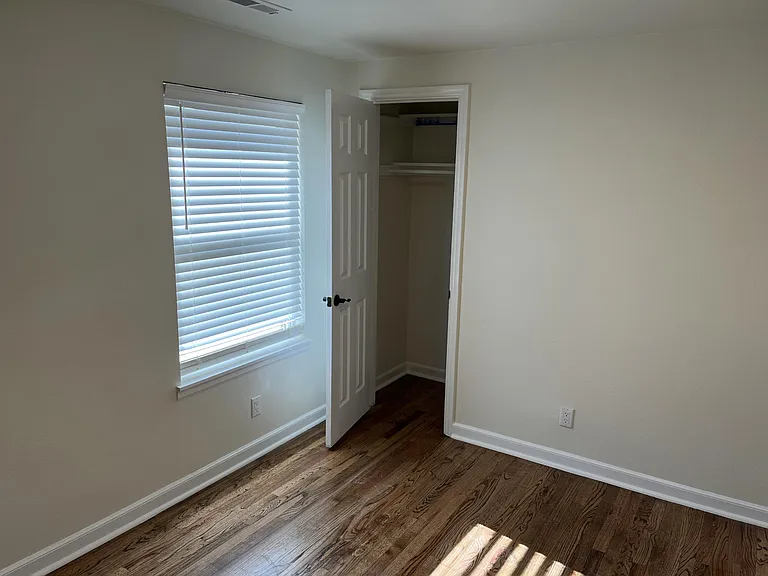 1705 N Greenwood St #4 — Photo 3