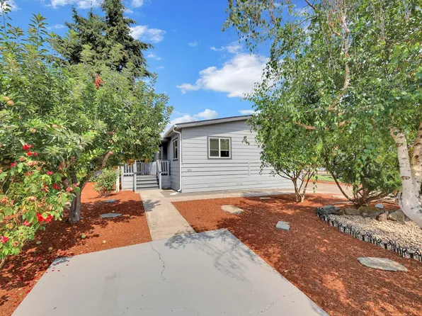 1199 N Terry St Space 320, Eugene, OR 97402