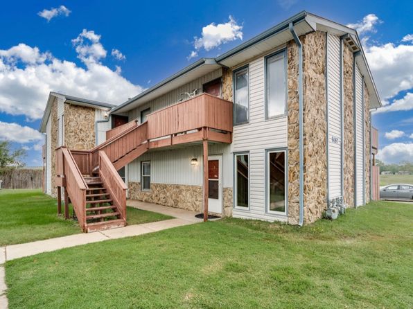 1457 N Smith Ct APT 1