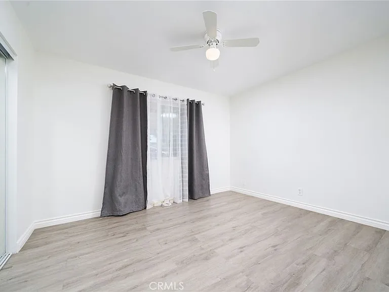 11945 Bornite Ave — Photo 15
