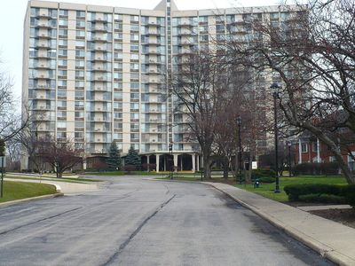 40 N Tower Rd UNIT 16A, Oak Brook, IL, 60523
