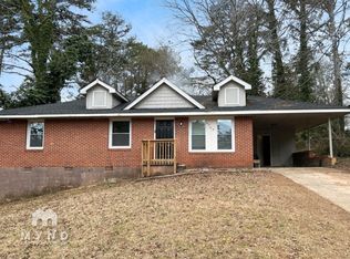 4769 Ridgewood Dr, Forest Park, GA 30297