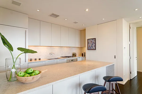 Rented by Fionn Campbell | media 12