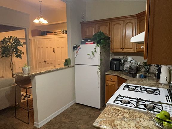5th image of 433 W Broadway APT 1B