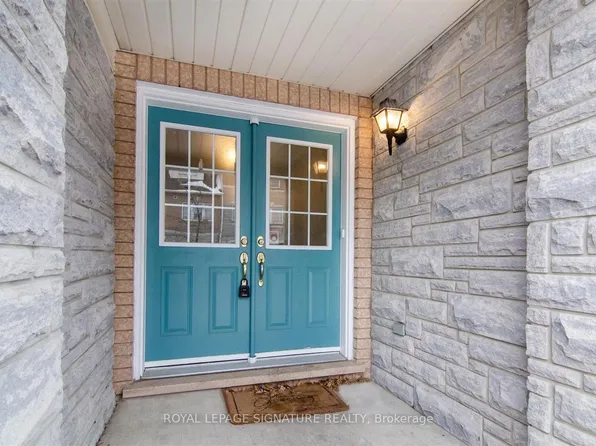 632 Candlestick Cir, Mississauga, ON L4Z 0B4