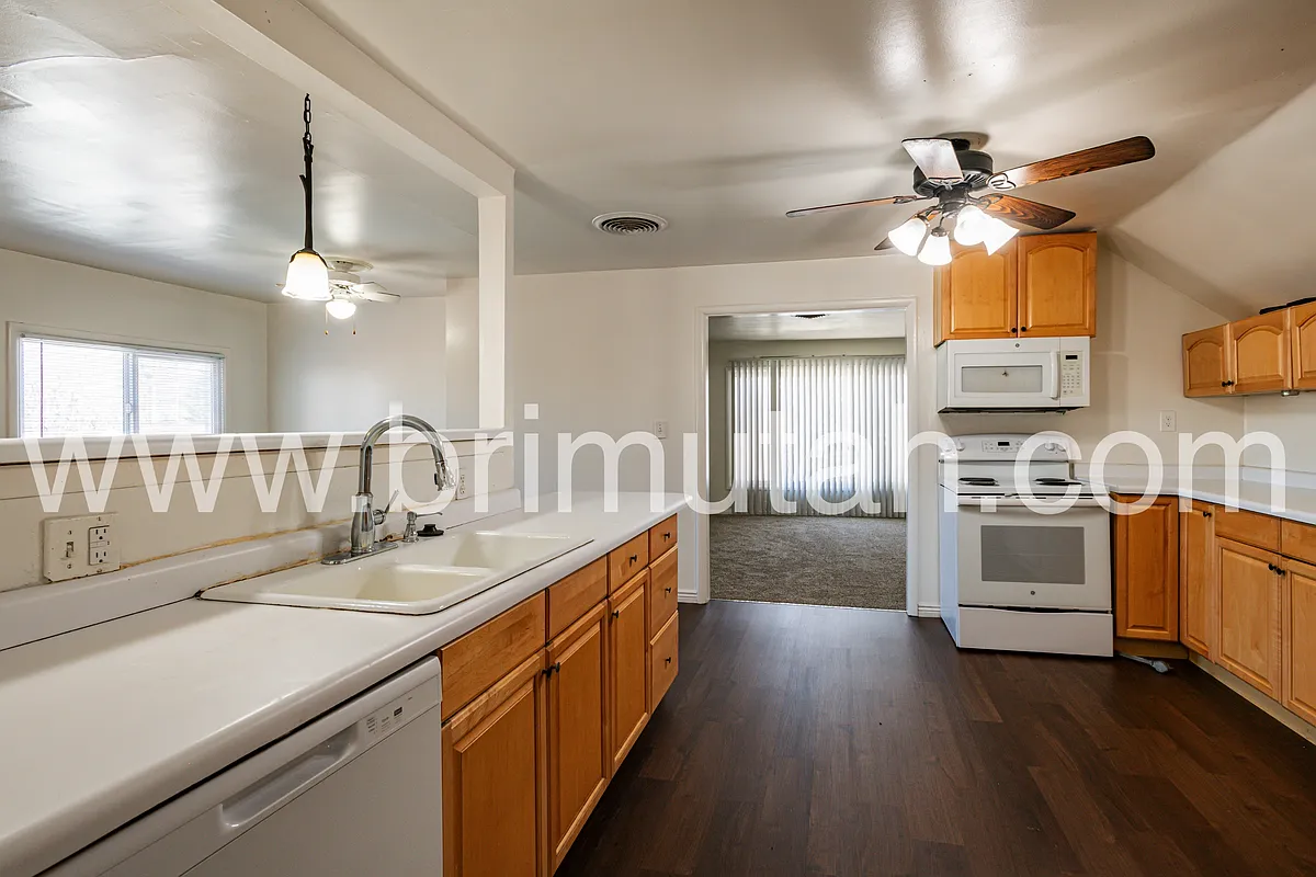 Building Photo - 3738 S 700 E #A