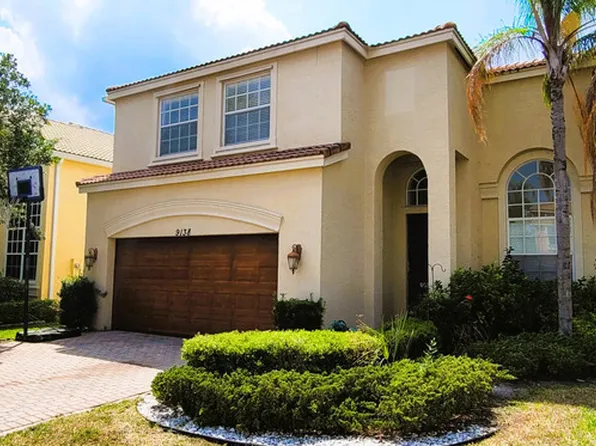 9138 Dupont Pl, Wellington, FL 33414