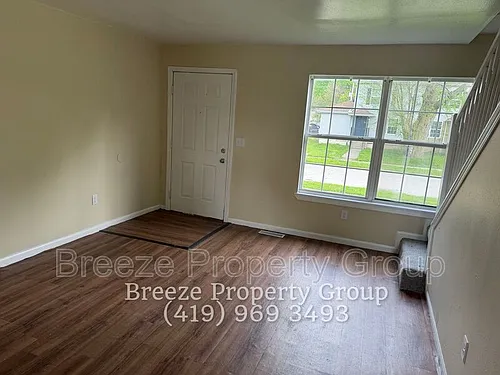 616 Hope St Photo 1
