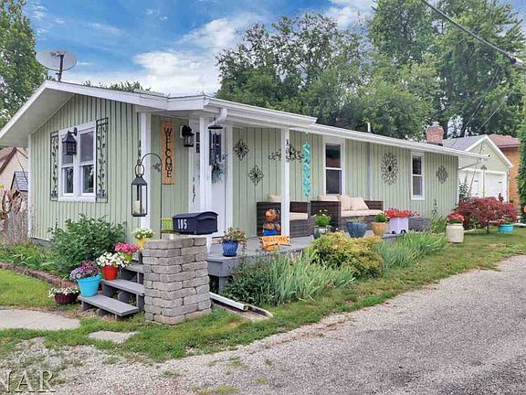 4th image of 105 N Perry St