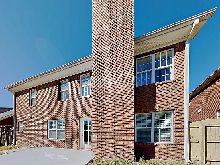 979 Park Knoll Ct — Photo 20