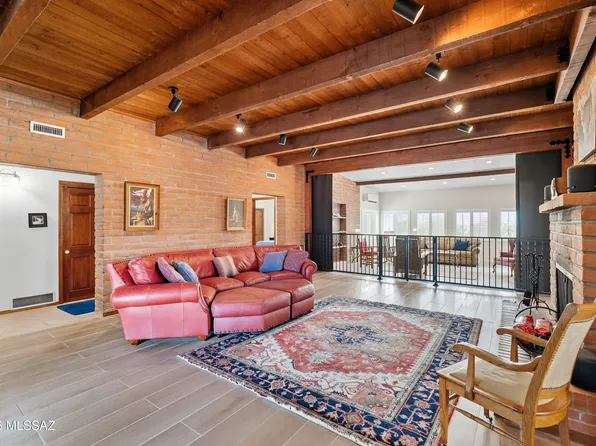 10301 N Camino De Oeste, Tucson, AZ 85742