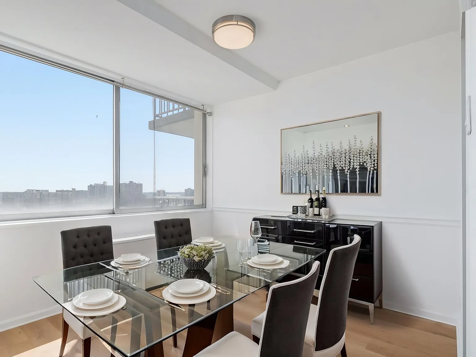 1 bed, 1.5 bath, 849 sqft, $1,950 — Photo 3