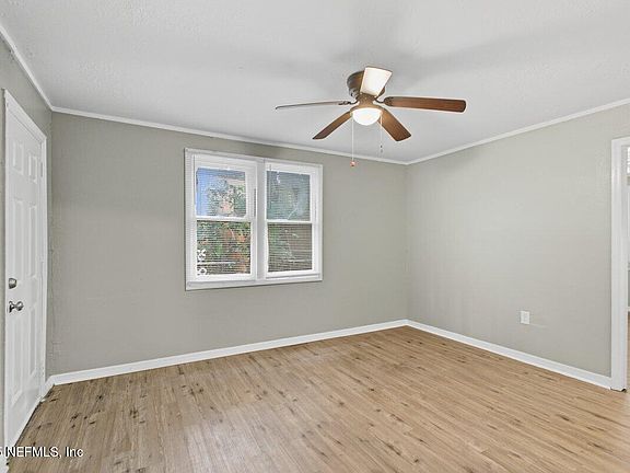 4th image of 2119 LOUISE Street