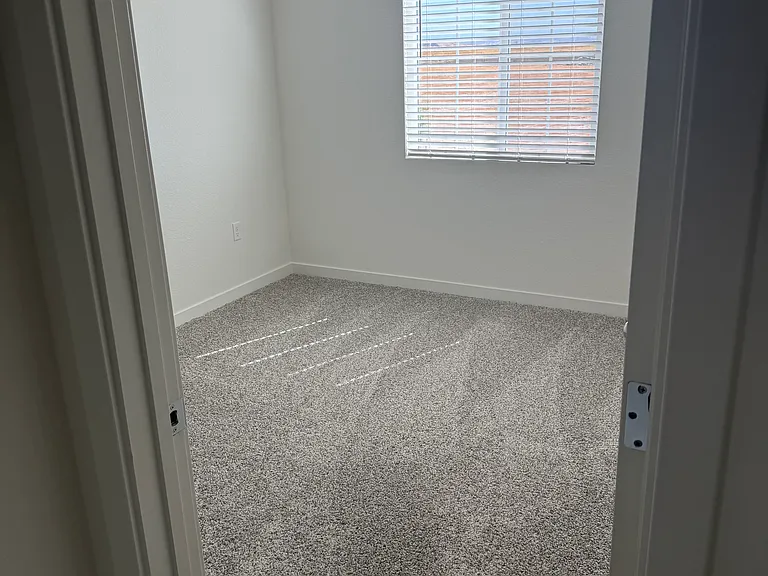 2041 Blue Star Dr — Photo 25