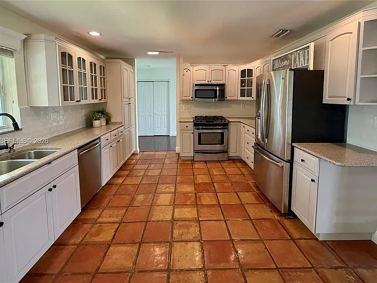 12620 SW 114th Ave — Photo 6