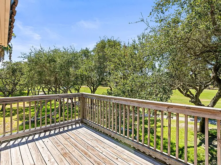 221 Marion Dr #D-201 — Photo 1