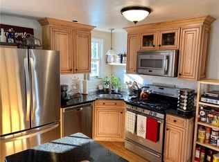 131 Vernon Ave, Middletown, RI 02842