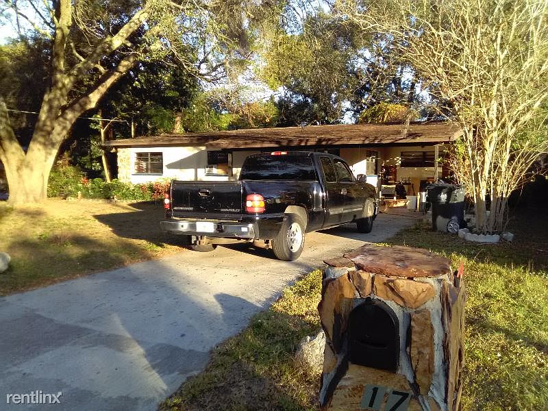 1st image of 517 W 130th Ave