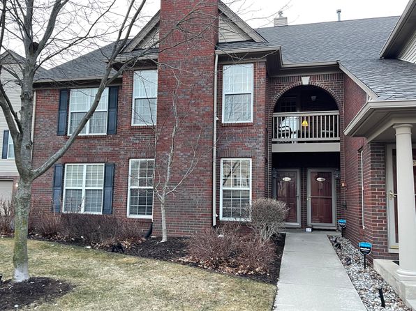 28465 Carlton Way Dr