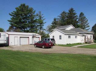 2997 Walnut St, Abrams, WI 54101