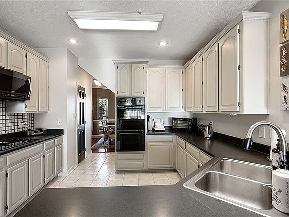 5th image of 4707 Patterson Dr