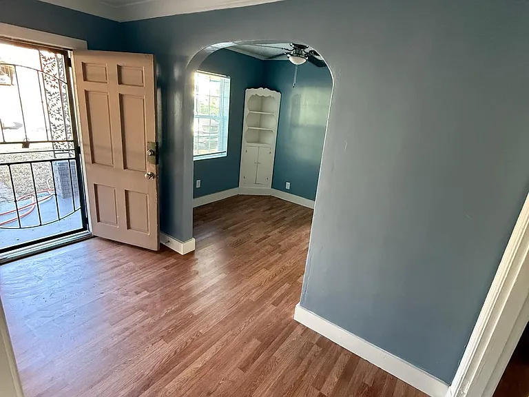 293 W Waldorf Ave — Photo 8