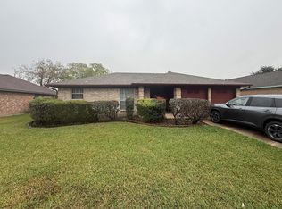 6511 Marisol Dr, Houston, TX 77083